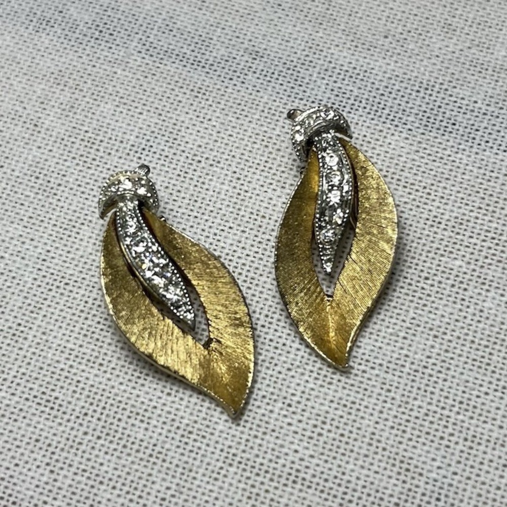 Rare, Highly Collectable 1970's Vintage JJ Jonette Earring Clip Ons